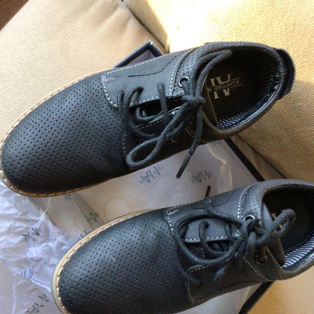 Boys Black Lace Up Dress Shoe Size 13 M by Ashford Hayes